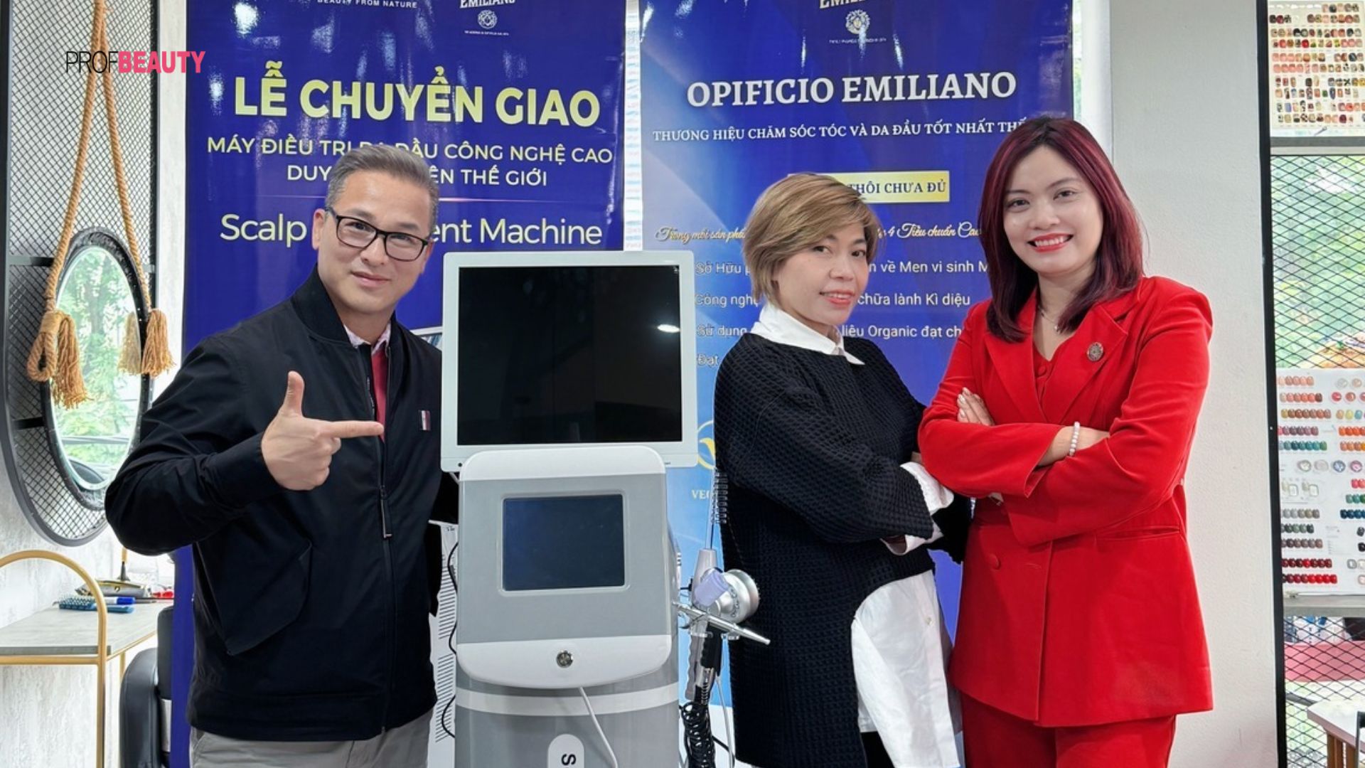 Mai Lan Hair Salon chính thức nhận chuyển giao máy điều trị da đầu công nghệ cao - Bước tiến mới trong chăm sóc tóc